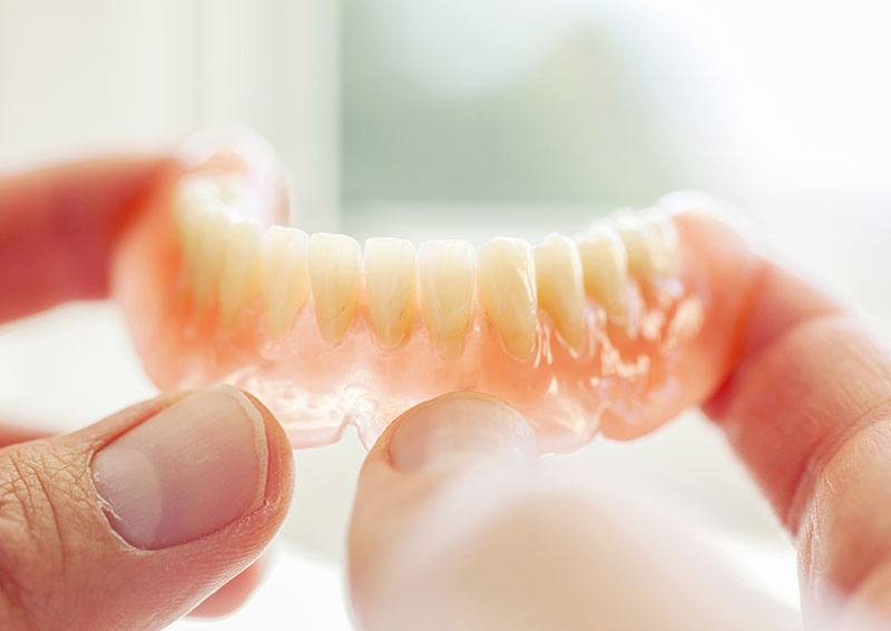 入れ歯（義歯）